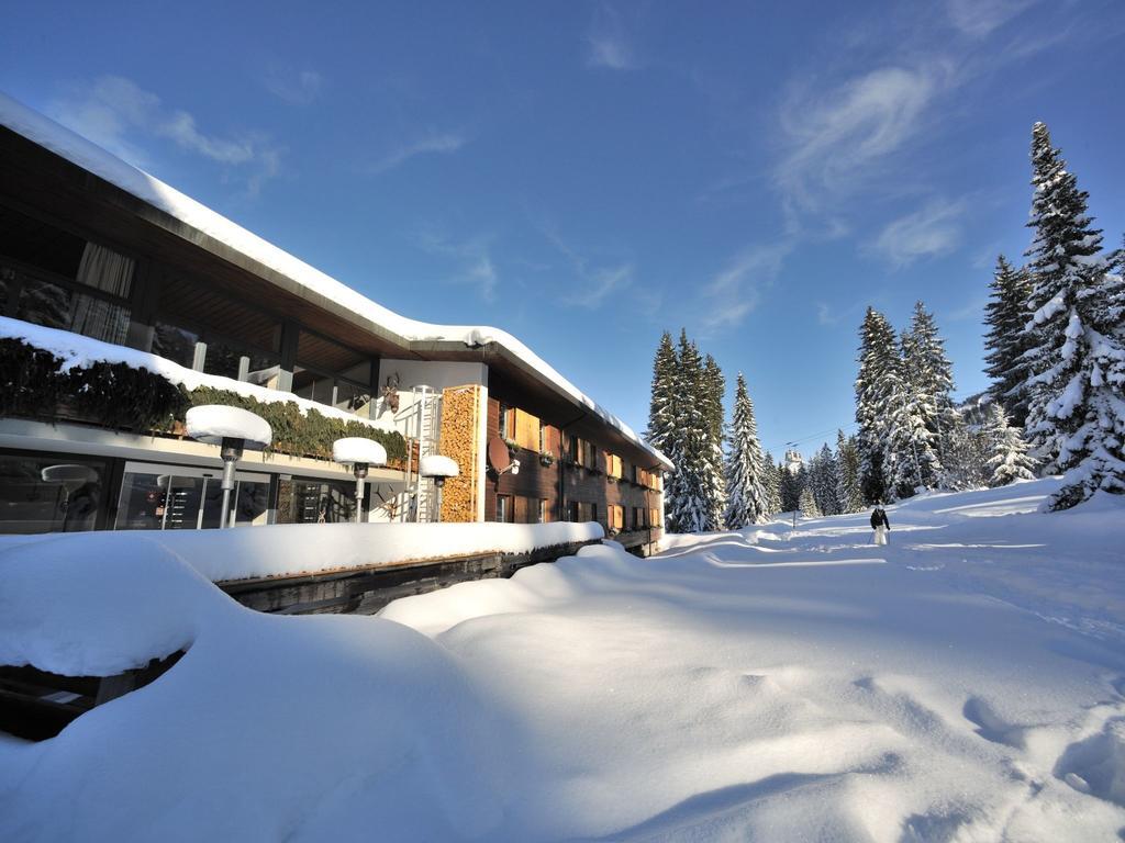 Saanewald Lodge Saanenmöser Kültér fotó